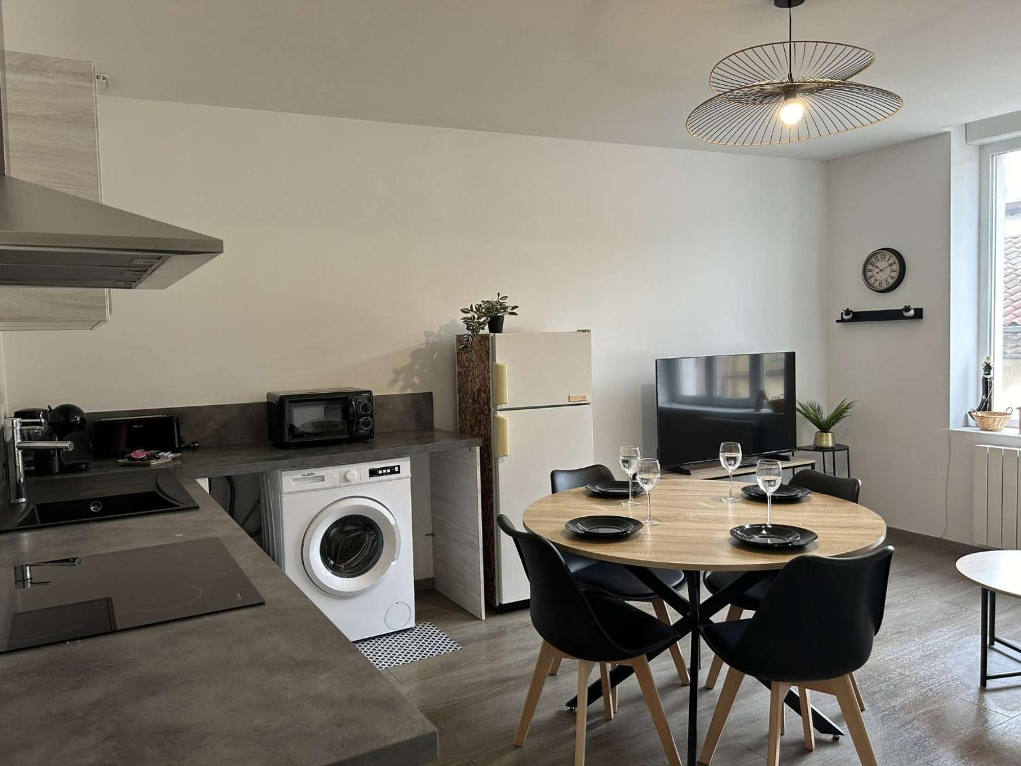 Apartamento Le Grand Republicaint2 Le Péage-de-Roussillon Exterior foto